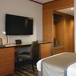 Leonardo 4*