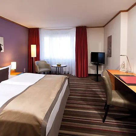 Leonardo Hotel