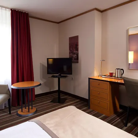 Hotel Leonardo 4*