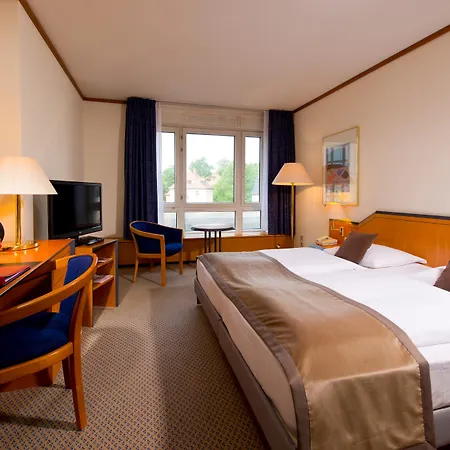 Leonardo 4* Веймар