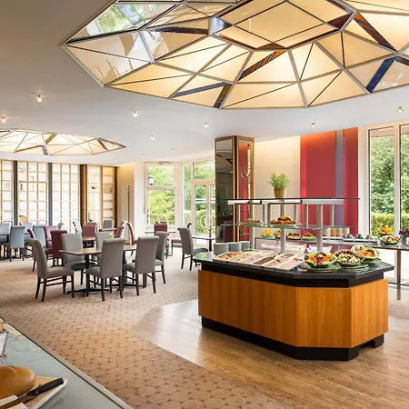 Hotel Leonardo 4*
