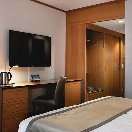 Hotel Leonardo 4*