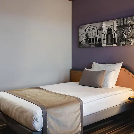 Leonardo Hotel 4*