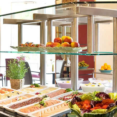 Leonardo Отель Веймар